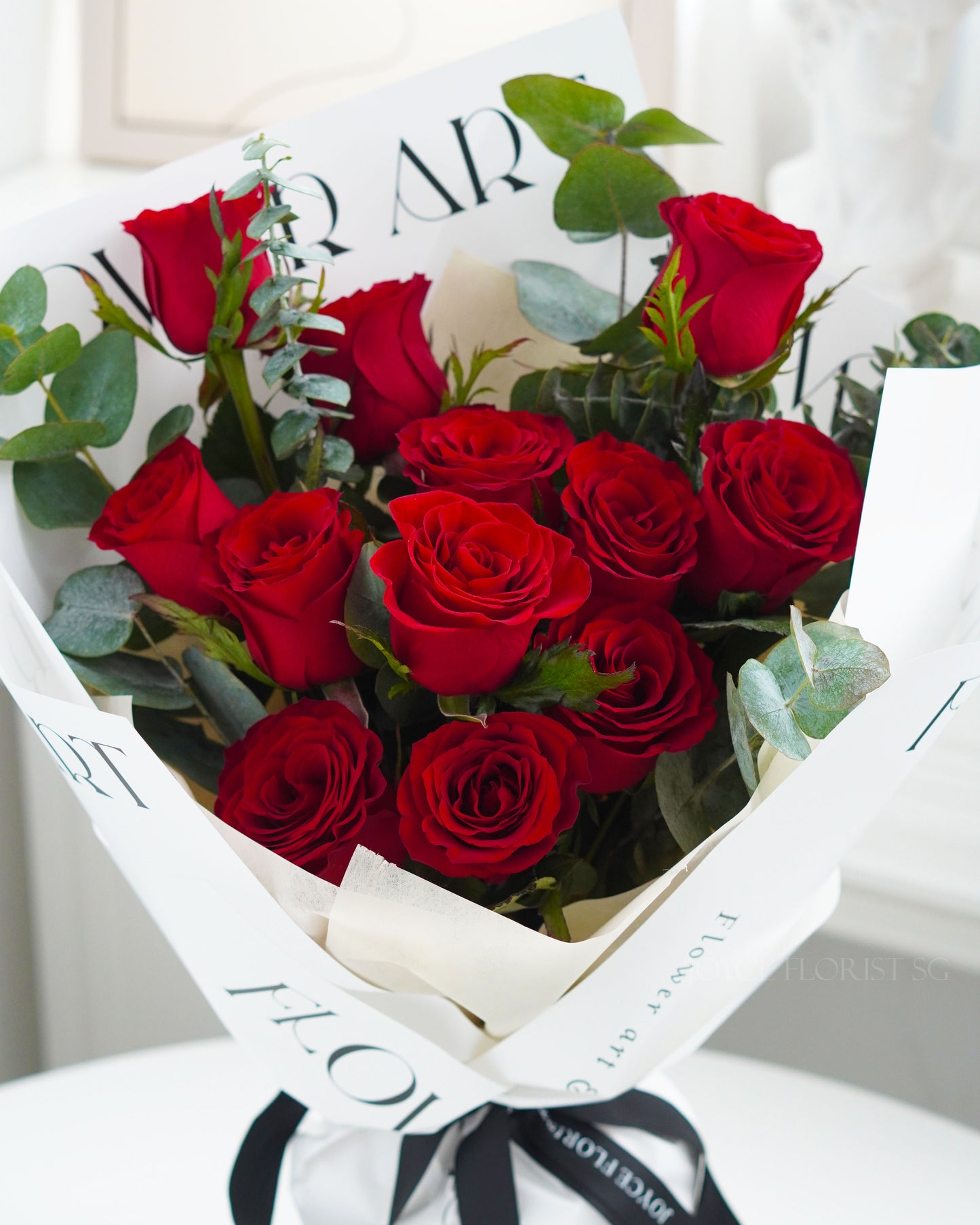 Rose Flower Bouquet - Sea of Love