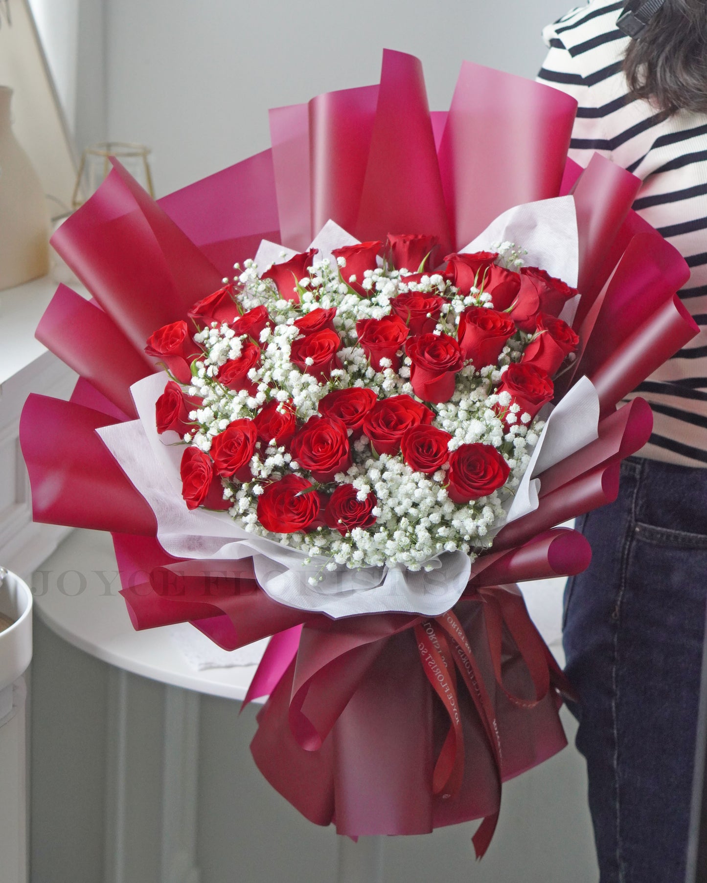 33 Red Rose Bouquet - Lady In Red