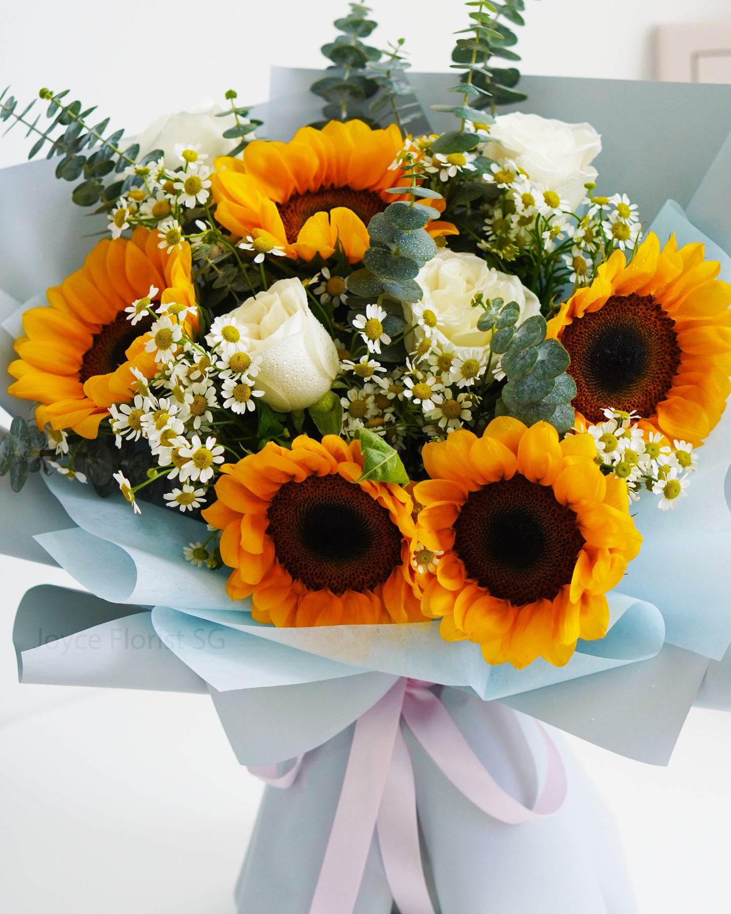 Sunflower Graduation Bouquet - Endeavour