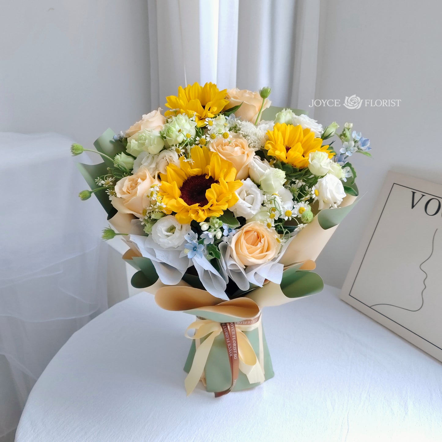 Champagne Rose & Sunflower Fresh flower Bouquet