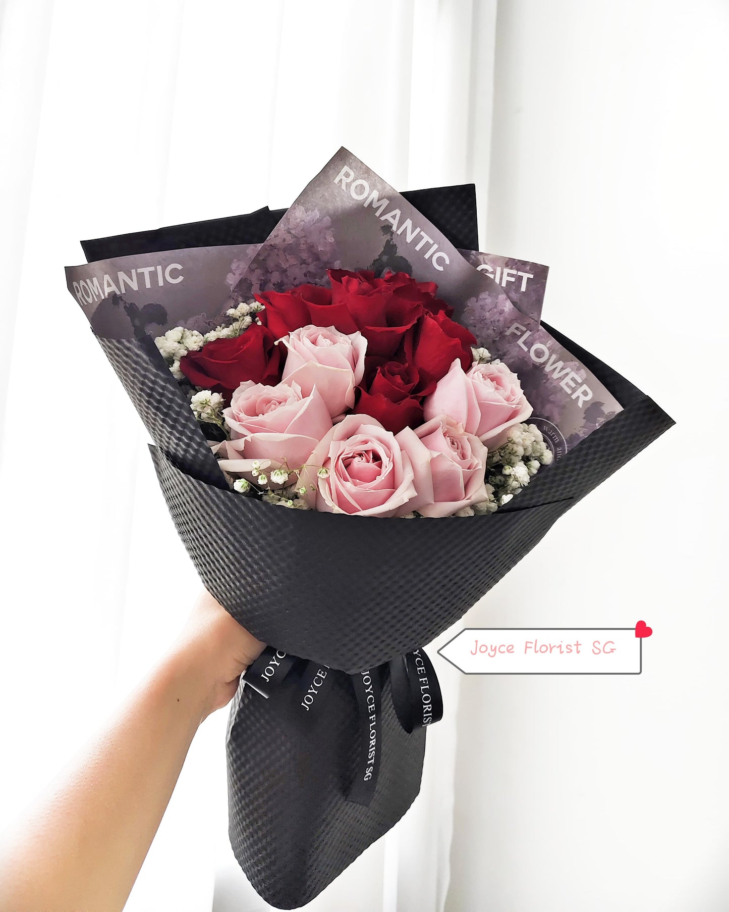 11 Rose Flower Bouquet - Red & Pink Rose
