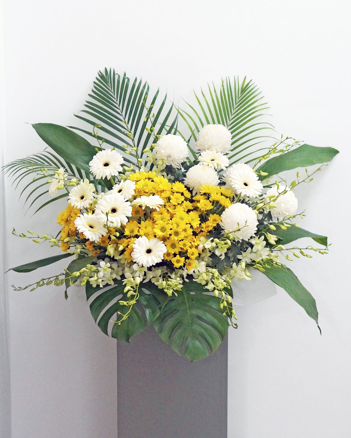 Condolence Flower Stand | Funeral Wreath | Solace