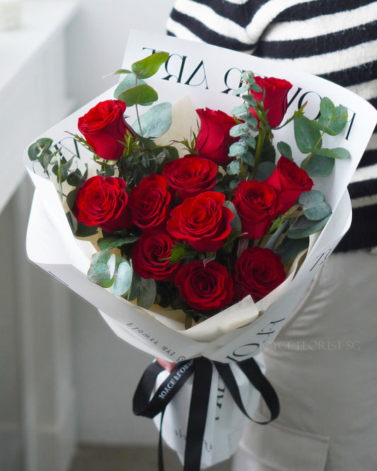 Rose Flower Bouquet - Sea of Love