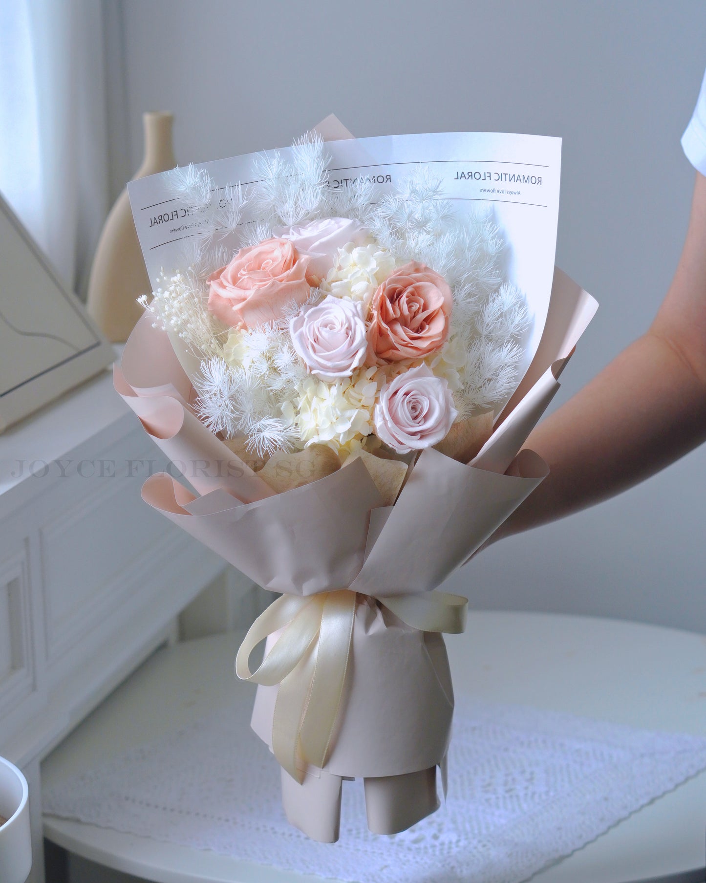 Preserved Flower Bouquet - Blush & Bubbles