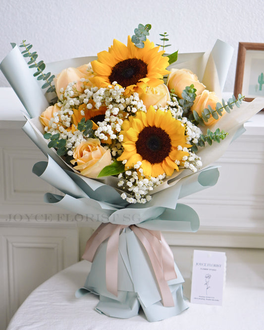 Golden Sunflower Mixed Champagne Rose Bouquet