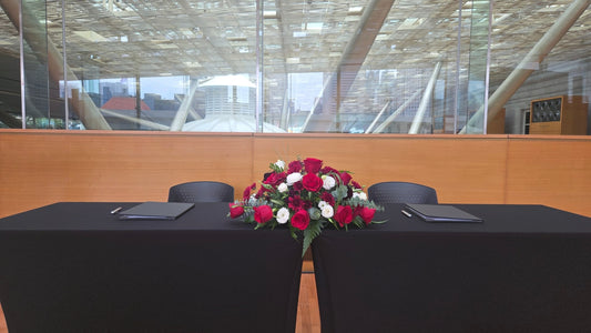 Fresh Flower Table Arrangement - Red & White