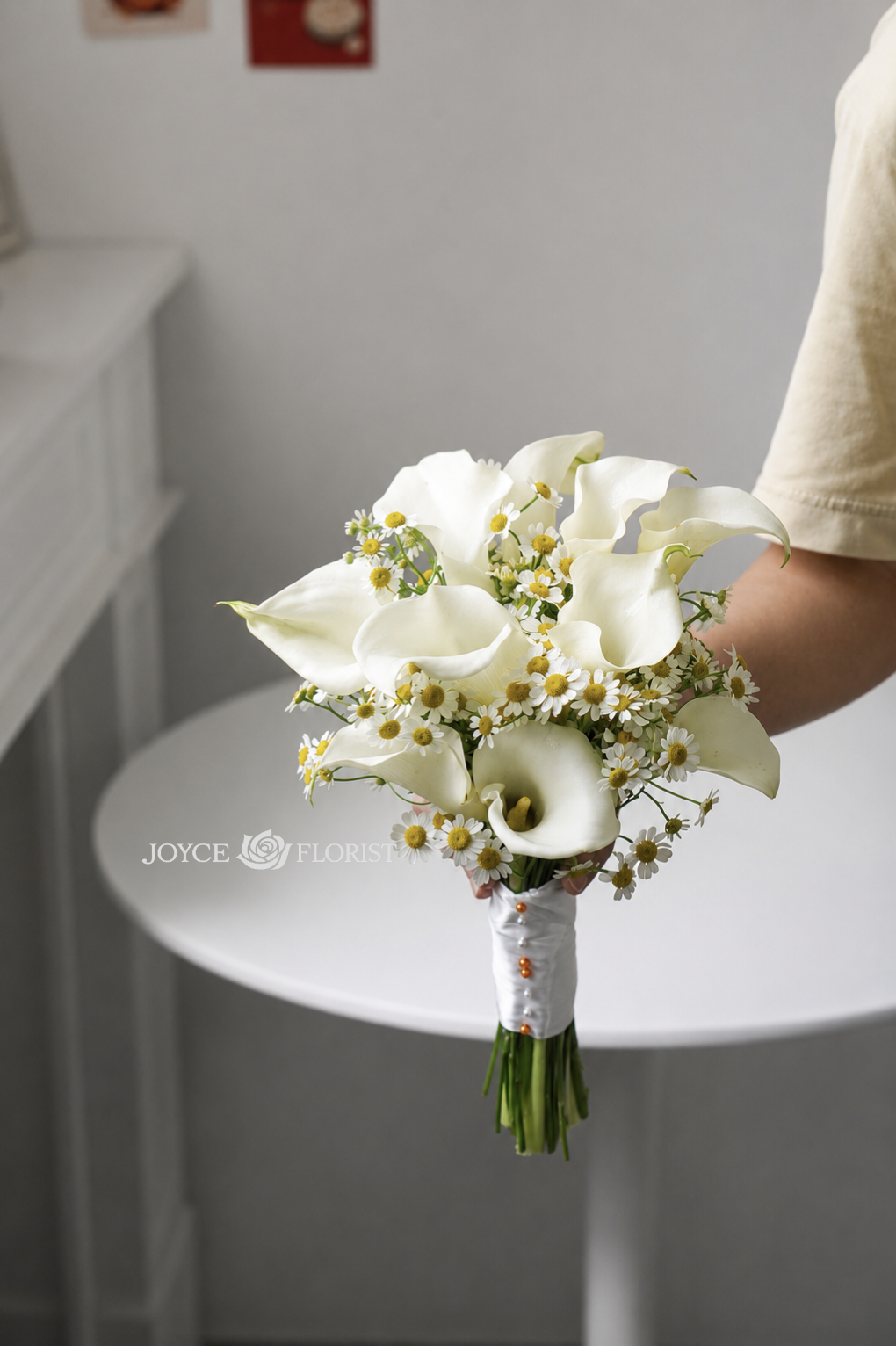 Fresh Calla Lily & Chamomile Bridal Bouquet - Hand-Tied White Wedding Flowers