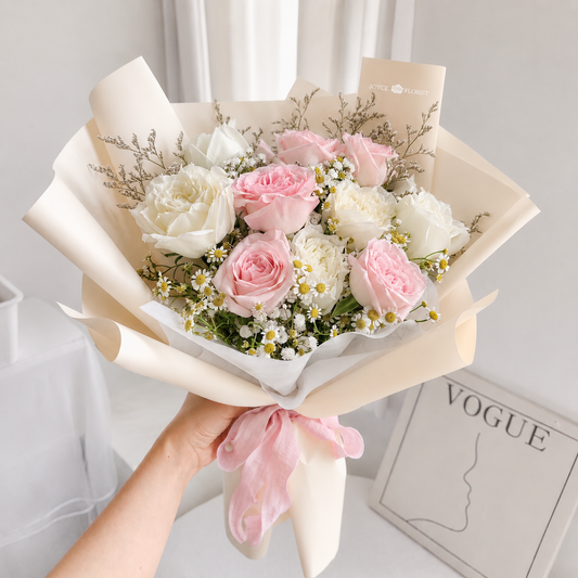 White Blooms & Chamomile Flowers