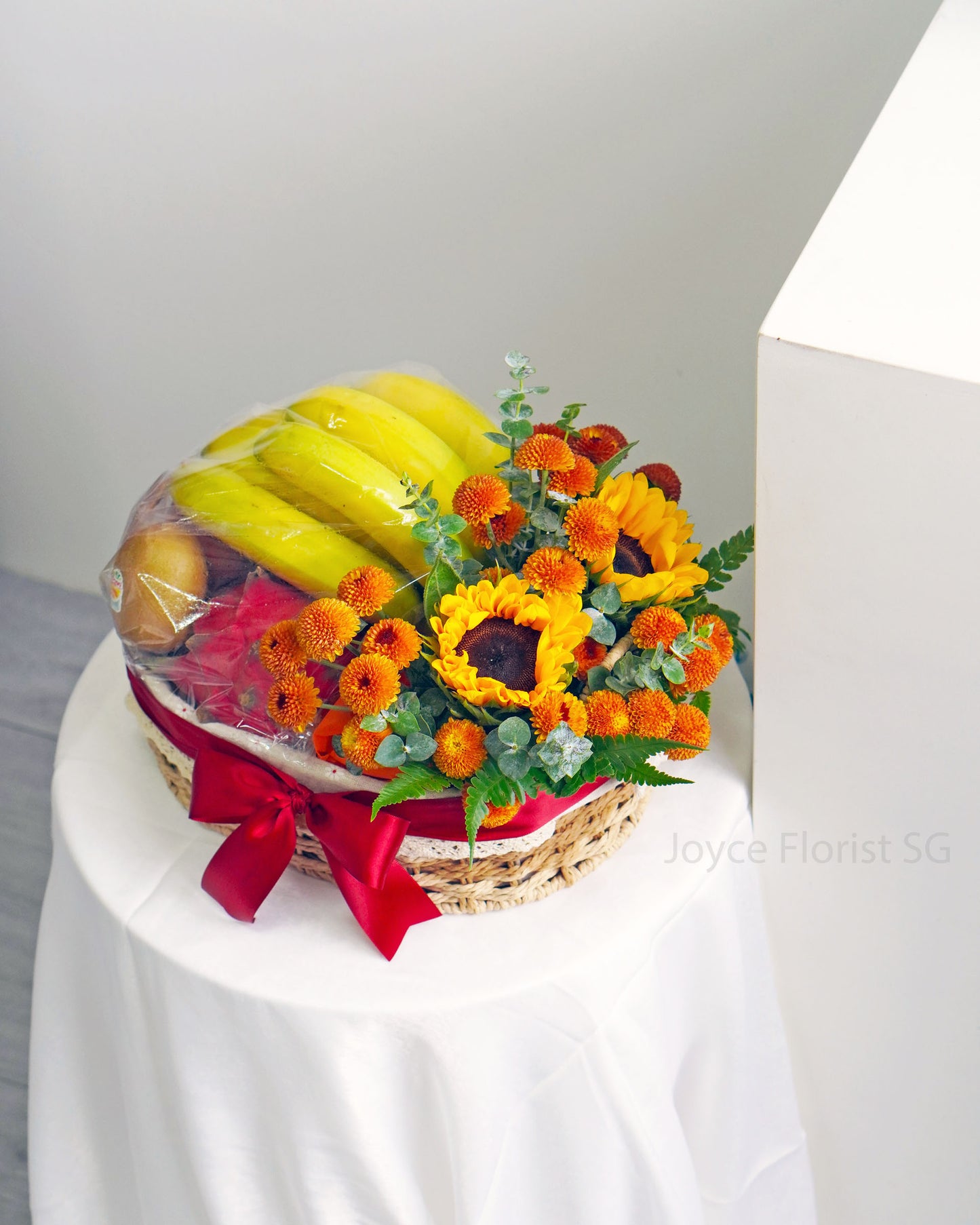 Fresh Fruit Gift Basket & Flowers