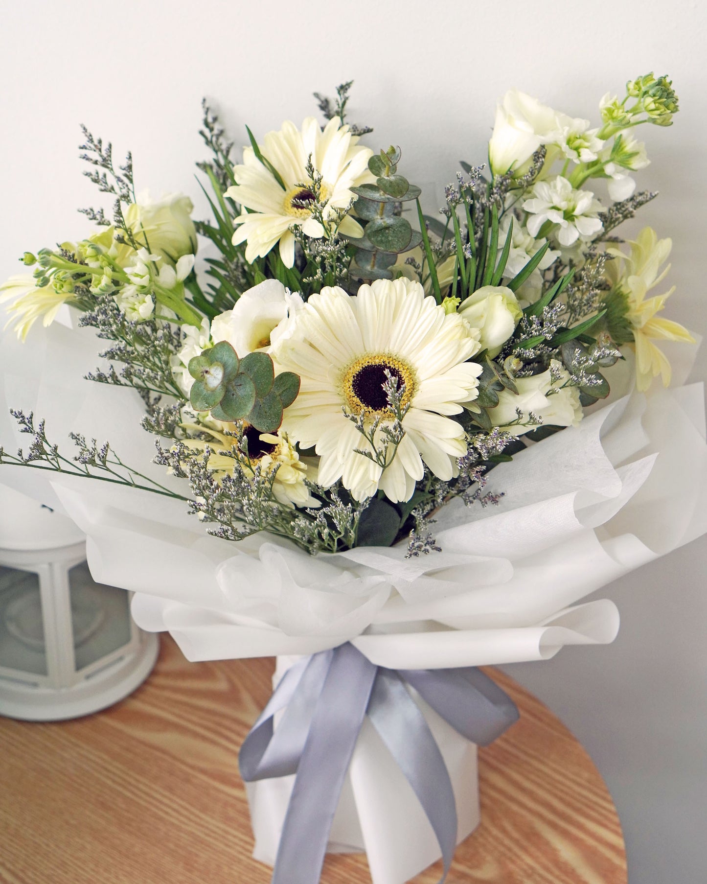 Fresh Flower Bouquet - Cool White